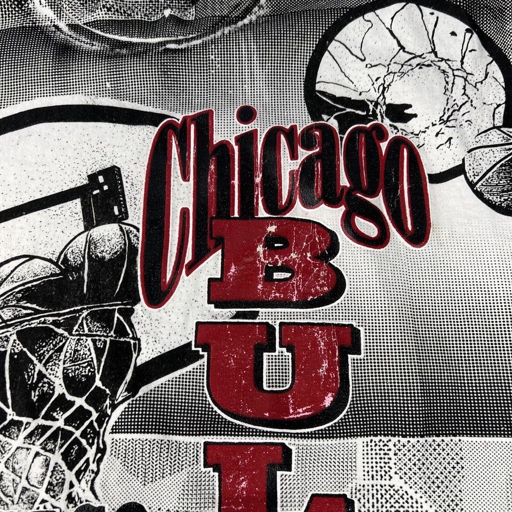 Vintage Chicago Bulls All Over Print Activewear Tag Shirt XL Made In USA - Picture 4 of 10
